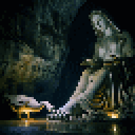 Travia Statue